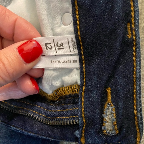 LOFT Curvy Skinny - Picture 2 of 2